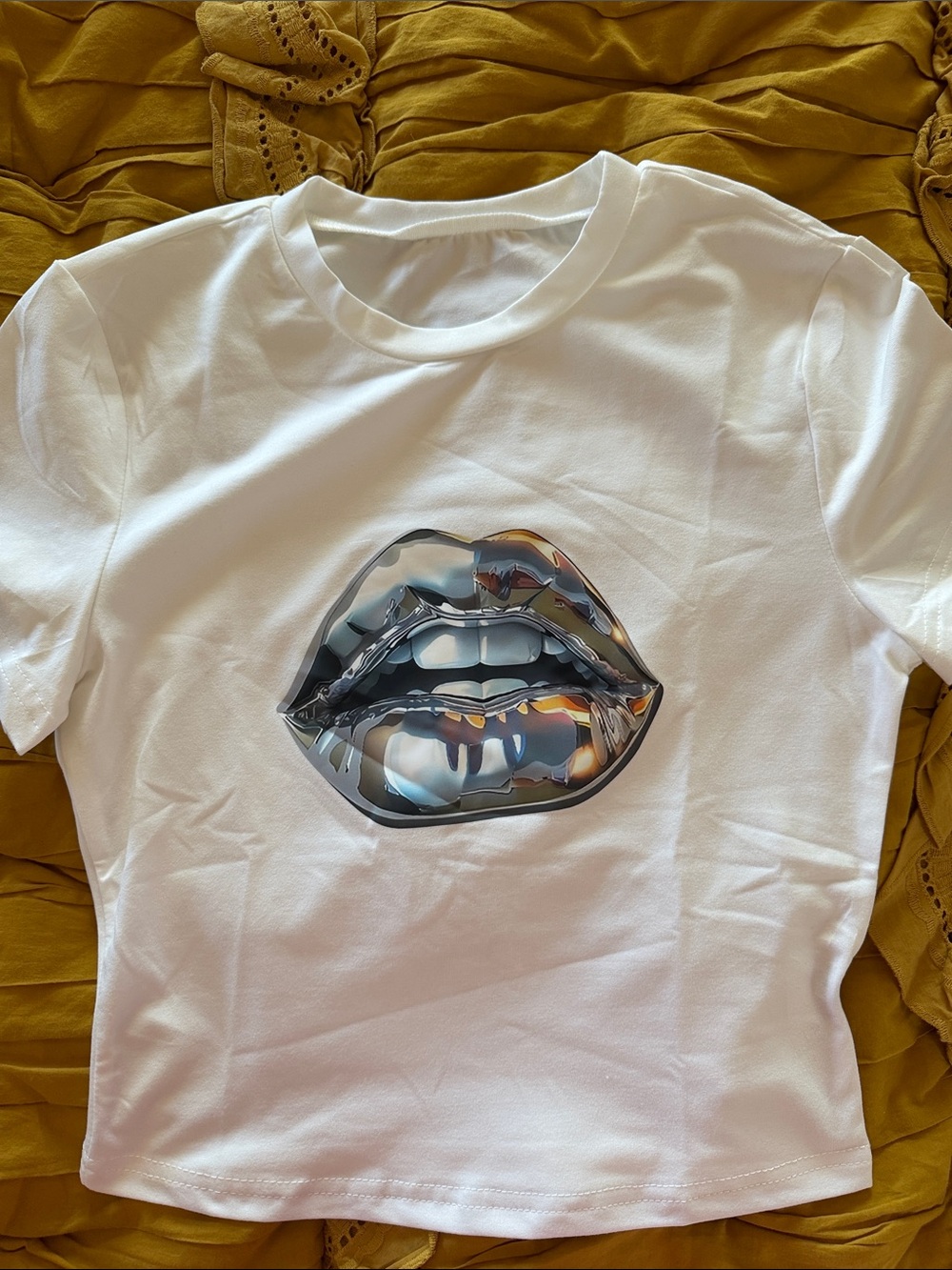 White Tee with Metallic Lip Graphic never worn
